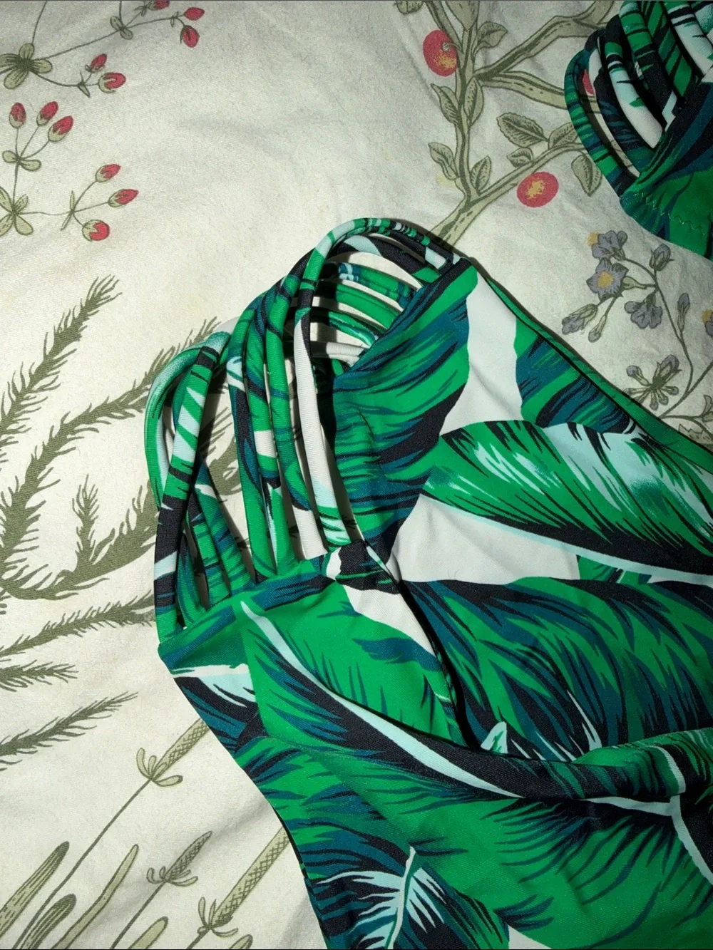 Green Tropical Leaf Print Bikini Set
